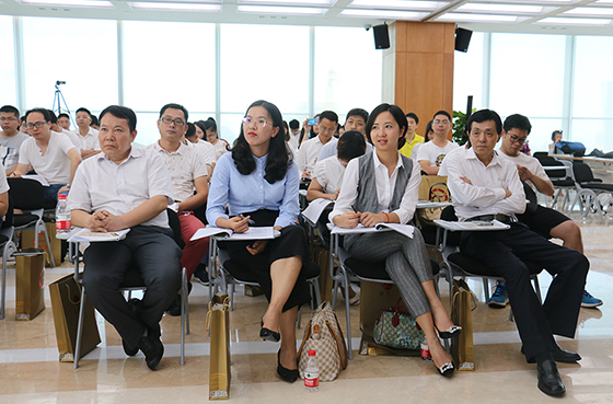 （转）赞助方“四大高管”助阵中国金融管理师培训公开课